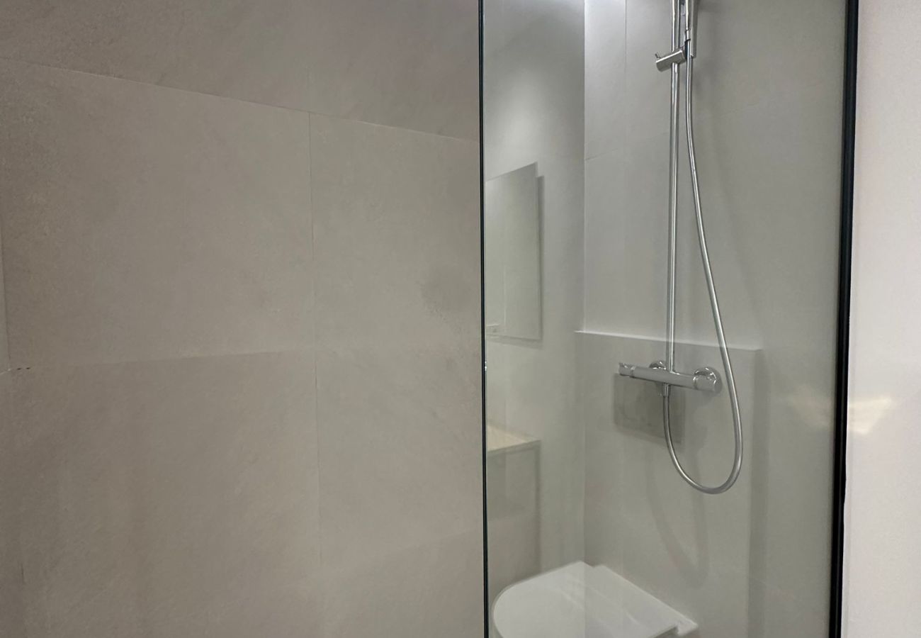 Apartment-Wohnung in Palma  - Modernes Apartment zur Langzeitmiete in Palma mit 3 Schlafzimmern und Terrasse