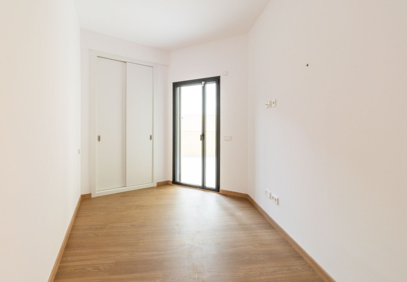Apartment-Wohnung in Palma  - Modernes Apartment zur Langzeitmiete in Palma mit 3 Schlafzimmern und Terrasse