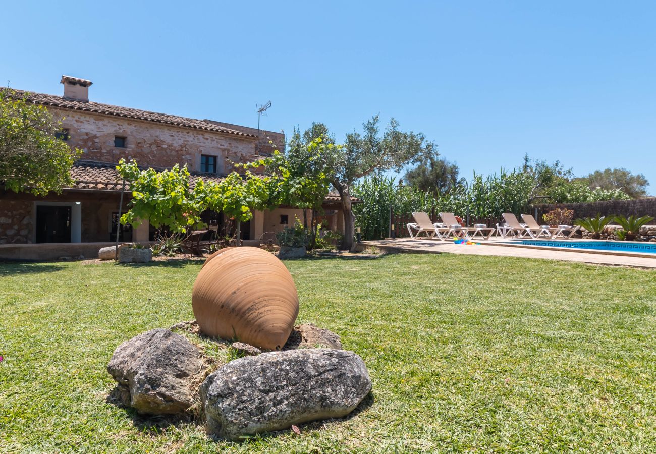 Finca in Santanyi - Finca Can Nin idyllisches Ferienhaus mit großem Pool in Santanyí