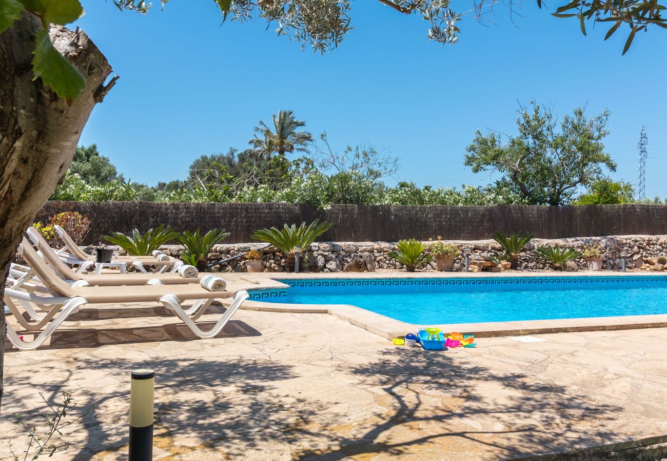 Finca in Santanyi - Finca Can Nin idyllisches Ferienhaus mit großem Pool in Santanyí