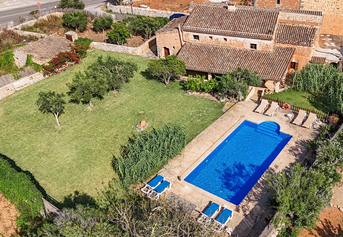 Finca in Santanyi - Finca Can Nin idyllisches Ferienhaus mit großem Pool in Santanyí