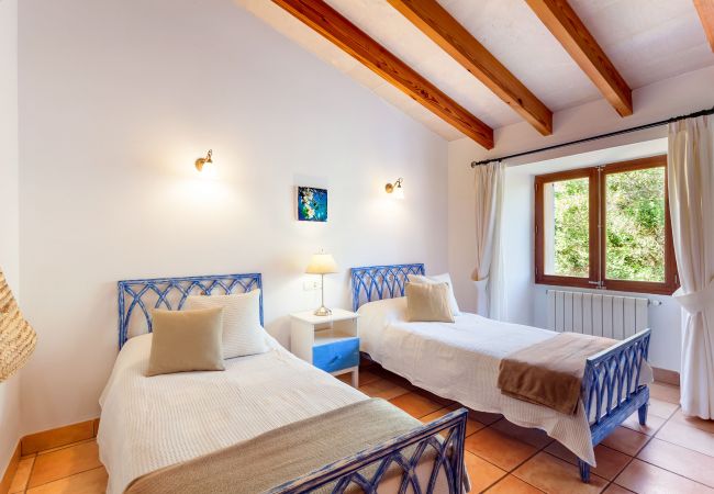 Finca in Santanyi - Finca Es Turo wunderschönes Ferienhaus auf dem Land mit Pool und Panoramablick in Santanyí Finca in Santanyi - Finca Es Turo wunderschönes Ferienhaus auf dem Land mit Pool und Panoramablick in Santanyí