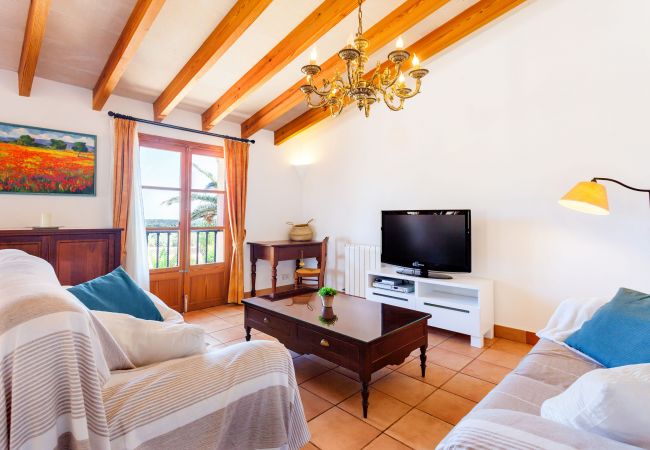 Finca in Santanyi - Finca Es Turo wunderschönes Ferienhaus auf dem Land mit Pool und Panoramablick in Santanyí Finca in Santanyi - Finca Es Turo wunderschönes Ferienhaus auf dem Land mit Pool und Panoramablick in Santanyí