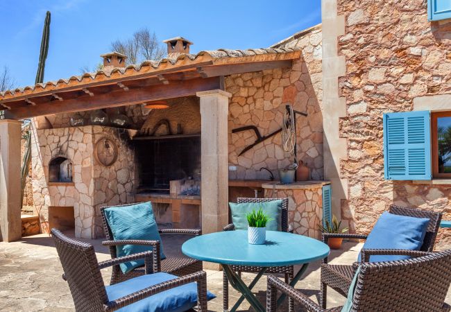 Finca in Santanyi - Finca Es Turo wunderschönes Ferienhaus auf dem Land mit Pool und Panoramablick in Santanyí Finca in Santanyi - Finca Es Turo wunderschönes Ferienhaus auf dem Land mit Pool und Panoramablick in Santanyí