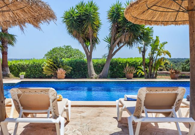 Finca in Santanyi - Finca Es Turo wunderschönes Ferienhaus auf dem Land mit Pool und Panoramablick in Santanyí Finca in Santanyi - Finca Es Turo wunderschönes Ferienhaus auf dem Land mit Pool und Panoramablick in Santanyí