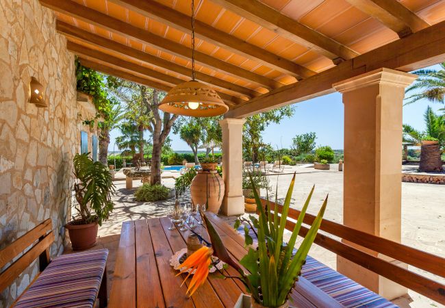 Finca in Santanyi - Finca Es Turo wunderschönes Ferienhaus auf dem Land mit Pool und Panoramablick in Santanyí Finca in Santanyi - Finca Es Turo wunderschönes Ferienhaus auf dem Land mit Pool und Panoramablick in Santanyí