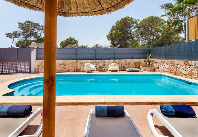 Ferienhaus in Santanyi - Casa Abril Schönes Ferienhaus mit Pool im Naturpark Cala Mondrago Ferienhaus in Santanyi - Casa Abril Schönes Ferienhaus mit Pool im Naturpark Cala Mondrago