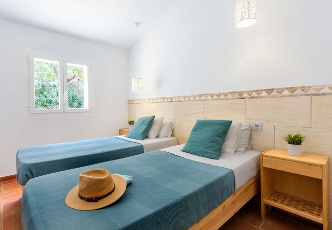Ferienhaus in Santanyi - Casa Abril Schönes Ferienhaus mit Pool im Naturpark Cala Mondrago Ferienhaus in Santanyi - Casa Abril Schönes Ferienhaus mit Pool im Naturpark Cala Mondrago
