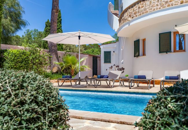 Ferienhaus in Santanyi - Villa Redonda » Außergewöhnliche Rundbau-Villa in ruhiger Lage mit privatem Pool nur 80m Fussweg von der Cala Santanyí entfernt