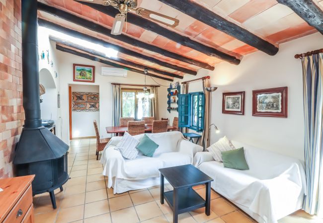 Finca in Santanyi - Finca Sa Barraca gemütliches Ferienhaus mit charmantem Garten und Pool nahe Cala Mondragó Finca in Santanyi - Finca Sa Barraca gemütliches Ferienhaus mit charmantem Garten und Pool nahe Cala Mondragó
