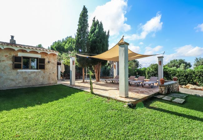 Finca in Santanyi - Finca Sa Barraca gemütliches Ferienhaus mit charmantem Garten und Pool nahe Cala Mondragó Finca in Santanyi - Finca Sa Barraca gemütliches Ferienhaus mit charmantem Garten und Pool nahe Cala Mondragó