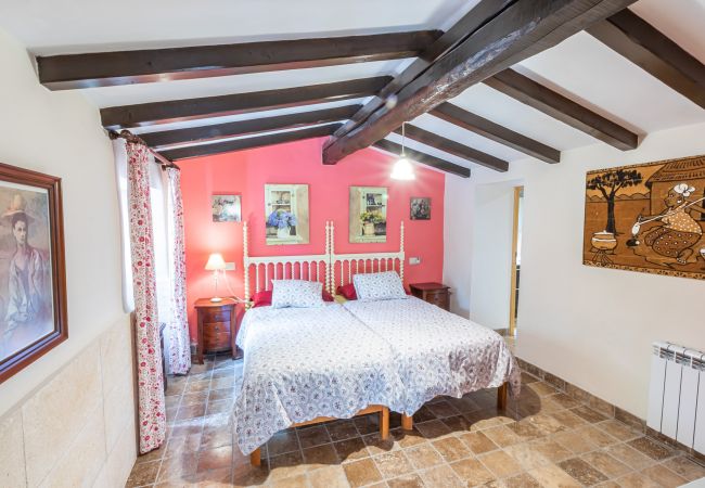 Finca in Santanyi - Finca Sa Barraca gemütliches Ferienhaus mit charmantem Garten und Pool nahe Cala Mondragó Finca in Santanyi - Finca Sa Barraca gemütliches Ferienhaus mit charmantem Garten und Pool nahe Cala Mondragó