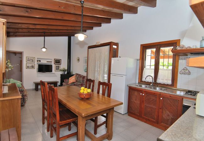 Villa in Campanet - Caselles de Baix 102 charmantes Landhaus, mit privatem Schwimmbad, Terrasse, Grill und W-Lan