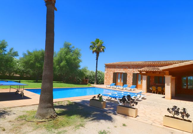 Finca in Campos - Can Mates Nou 404 fantastische Finca mit privatem Pool, Terrasse, Tischtennisplatte und Klimaanlage.