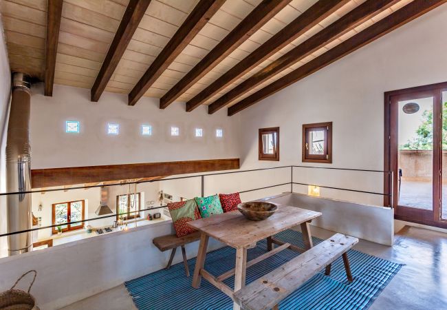 Finca in Felanitx - Finca Son Negre Ferienhaus mit Pool in idyllischer Natur in Felanitx perfekt für große Familien und Yoga Finca in Felanitx - Finca Son Negre Ferienhaus mit Pool in idyllischer Natur in Felanitx perfekt für große Familien und Yoga