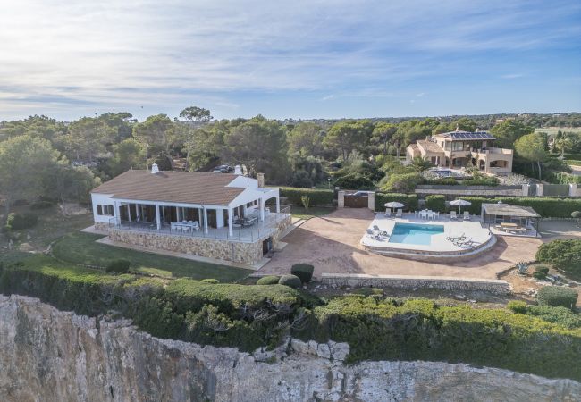 Villa in Cala Santanyi - Villa Can Ferrando Ferienhaus in Cala Santanyi n erster Meereslinie mit mediterranem Luxus Villa in Cala Santanyi - Villa Can Ferrando Ferienhaus in Cala Santanyi n erster Meereslinie mit mediterranem Luxus