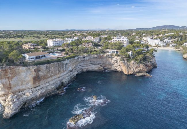 Villa in Cala Santanyi - Villa Can Ferrando Ferienhaus in Cala Santanyi n erster Meereslinie mit mediterranem Luxus Villa in Cala Santanyi - Villa Can Ferrando Ferienhaus in Cala Santanyi n erster Meereslinie mit mediterranem Luxus