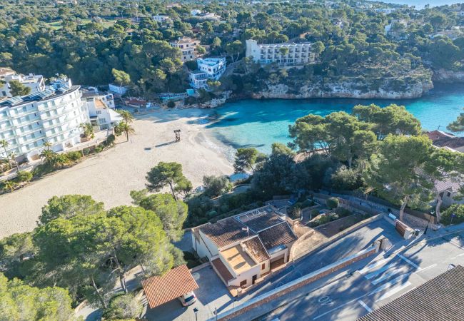 Ferienwohnung in Cala Santanyi - Sa Tronita Beach House Ferienhaus mit Blick auf Cala Santanyi nur wenige Schritte vom Strand entfernt Ferienwohnung in Cala Santanyi - Sa Tronita Beach House Ferienhaus mit Blick auf Cala Santanyi nur wenige Schritte vom Strand entfernt