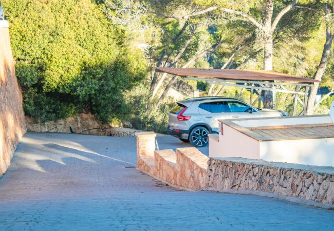 Ferienwohnung in Cala Santanyi - Sa Tronita Beach House Ferienhaus mit Blick auf Cala Santanyi nur wenige Schritte vom Strand entfernt Ferienwohnung in Cala Santanyi - Sa Tronita Beach House Ferienhaus mit Blick auf Cala Santanyi nur wenige Schritte vom Strand entfernt