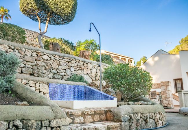 Ferienwohnung in Cala Santanyi - Sa Tronita Beach House Ferienhaus mit Blick auf Cala Santanyi nur wenige Schritte vom Strand entfernt Ferienwohnung in Cala Santanyi - Sa Tronita Beach House Ferienhaus mit Blick auf Cala Santanyi nur wenige Schritte vom Strand entfernt