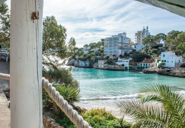 Ferienwohnung in Cala Santanyi - Sa Tronita Beach House Ferienhaus mit Blick auf Cala Santanyi nur wenige Schritte vom Strand entfernt Ferienwohnung in Cala Santanyi - Sa Tronita Beach House Ferienhaus mit Blick auf Cala Santanyi nur wenige Schritte vom Strand entfernt