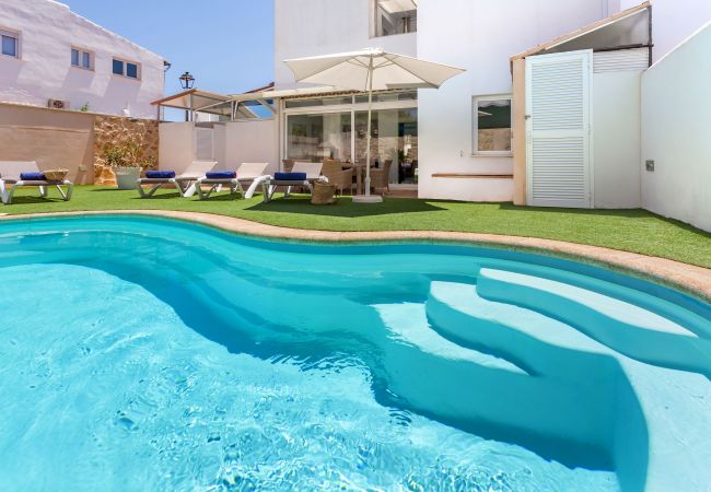 Chalet in Cala d´Or - Casa Nikydan with private pool