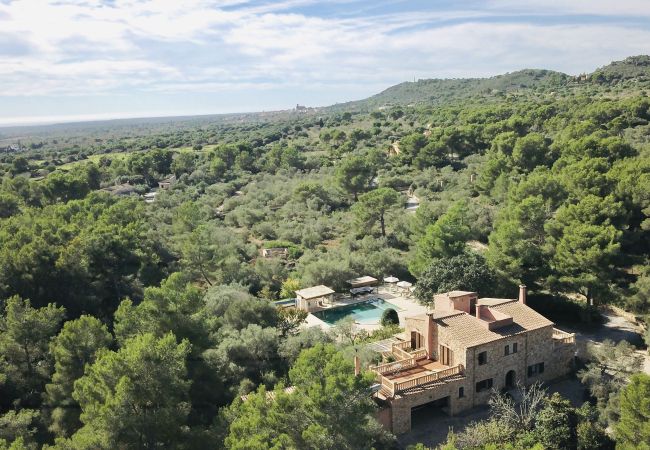 Finca in Portocolom - Pine Tree House Espiga Ruhiges Ferienhaus mit Pool in Porto Colom, ideal für Familien & Entspannung Finca in Portocolom - Pine Tree House Espiga Ruhiges Ferienhaus mit Pool in Porto Colom, ideal für Familien & Entspannung
