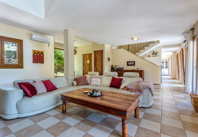 Ferienhaus in Santanyi - Son Pavo Real idyllische Finca mit Pool, Gästehaus und großen Garten in Santanyi Ferienhaus in Santanyi - Son Pavo Real idyllische Finca mit Pool, Gästehaus und großen Garten in Santanyi