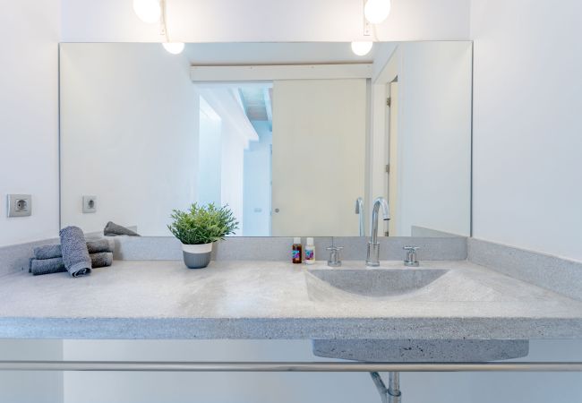 Ferienwohnung in Es Llombards - CASA DE LA PINTORA << Obergeschoss  Adults Only Ferienwohnung in Es Llombards - CASA DE LA PINTORA << Obergeschoss  Adults Only