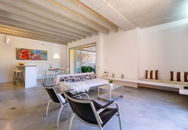 Ferienwohnung in Es Llombards - CASA DE LA PINTORA << Untergeschoss Adults Only Ferienwohnung in Es Llombards - CASA DE LA PINTORA << Untergeschoss Adults Only