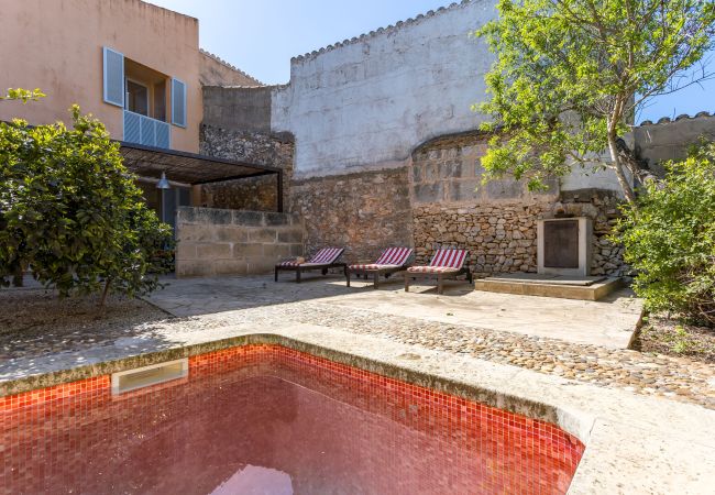 Ferienwohnung in Es Llombards - CASA DE LA PINTORA << Untergeschoss Adults Only Ferienwohnung in Es Llombards - CASA DE LA PINTORA << Untergeschoss Adults Only