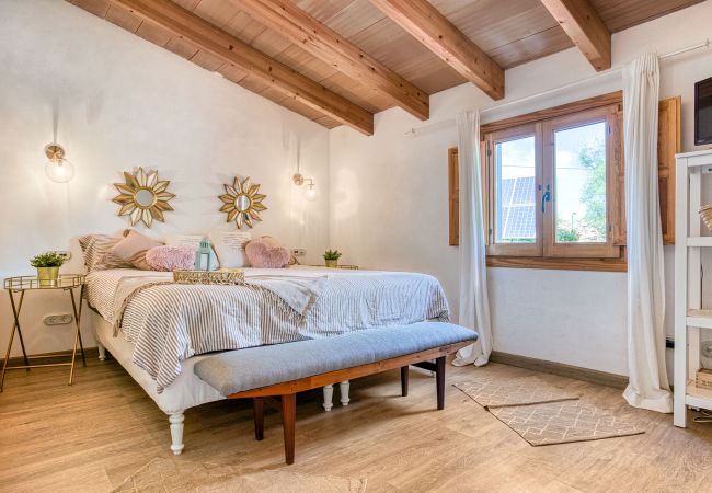 Ferienhaus in Ses Salines - Sa Pleta charmantes kleines Haus zur monatlichen Vermietung in ruhiger Lage in Ses Salines Ferienhaus in Ses Salines - Sa Pleta charmantes kleines Haus zur monatlichen Vermietung in ruhiger Lage in Ses Salines