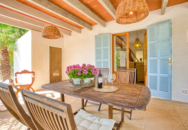 Ferienhaus in Ses Salines - Sa Pleta charmantes kleines Haus zur monatlichen Vermietung in ruhiger Lage in Ses Salines Ferienhaus in Ses Salines - Sa Pleta charmantes kleines Haus zur monatlichen Vermietung in ruhiger Lage in Ses Salines