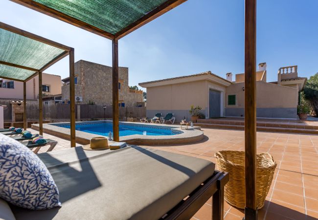 Ferienhaus in Porto Petro - Casa Far helles und gemütliches Ferienhaus mit Pool in Porto Petro Ferienhaus in Porto Petro - Casa Far helles und gemütliches Ferienhaus mit Pool in Porto Petro