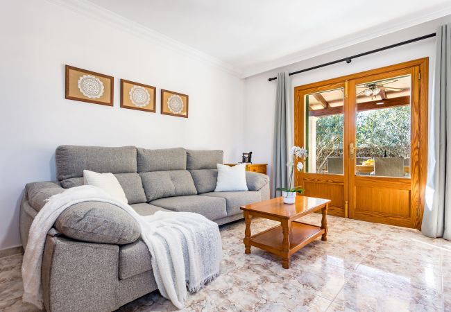 Ferienhaus in Porto Petro - Casa Far helles und gemütliches Ferienhaus mit Pool in Porto Petro Ferienhaus in Porto Petro - Casa Far helles und gemütliches Ferienhaus mit Pool in Porto Petro