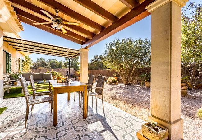Ferienhaus in Porto Petro - Casa Far helles und gemütliches Ferienhaus mit Pool in Porto Petro Ferienhaus in Porto Petro - Casa Far helles und gemütliches Ferienhaus mit Pool in Porto Petro