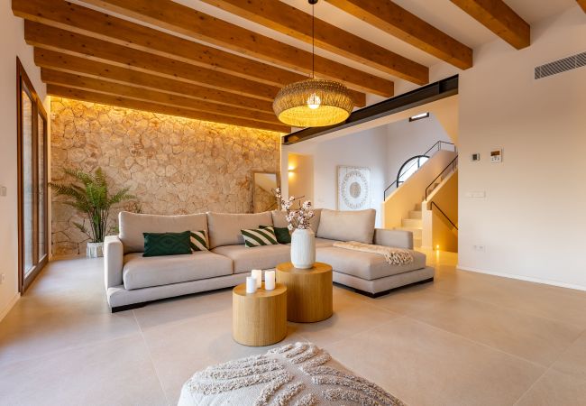 Villa in Ses Salines - Casa Sa Cisterna großzügiges und modernes Haus zur monatlichen Vermietung am ruhigen Ortsrand von Ses Salines im Südosten Mallorcas Villa in Ses Salines - Casa Sa Cisterna großzügiges und modernes Haus zur monatlichen Vermietung am ruhigen Ortsrand von Ses Salines im Südosten Mallorcas