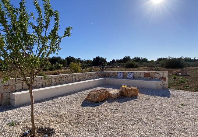 Villa in Ses Salines - Casa Sa Cisterna großzügiges und modernes Haus zur monatlichen Vermietung am ruhigen Ortsrand von Ses Salines im Südosten Mallorcas Villa in Ses Salines - Casa Sa Cisterna großzügiges und modernes Haus zur monatlichen Vermietung am ruhigen Ortsrand von Ses Salines im Südosten Mallorcas