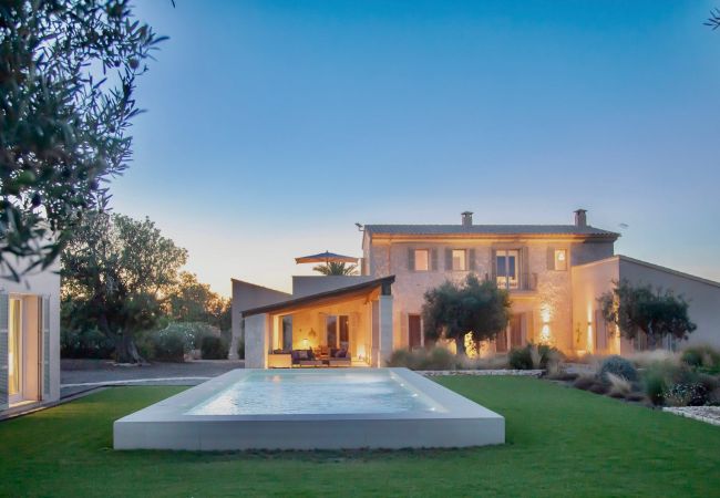 Villa in Santanyi - El Torre Luxusvilla mit privatem Pool, verfügbar für monatliche Aufenthalte in Santanyí Villa in Santanyi - El Torre Luxusvilla mit privatem Pool, verfügbar für monatliche Aufenthalte in Santanyí