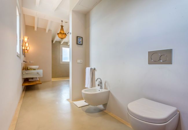 Villa in Santanyi - El Torre Luxusvilla mit privatem Pool, verfügbar für monatliche Aufenthalte in Santanyí Villa in Santanyi - El Torre Luxusvilla mit privatem Pool, verfügbar für monatliche Aufenthalte in Santanyí