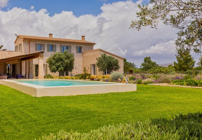 Villa in Santanyi - El Torre Luxusvilla mit privatem Pool, verfügbar für monatliche Aufenthalte in Santanyí Villa in Santanyi - El Torre Luxusvilla mit privatem Pool, verfügbar für monatliche Aufenthalte in Santanyí