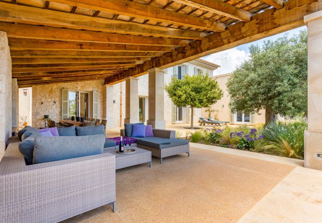 Villa in Santanyi - El Torre Luxusvilla mit privatem Pool, verfügbar für monatliche Aufenthalte in Santanyí Villa in Santanyi - El Torre Luxusvilla mit privatem Pool, verfügbar für monatliche Aufenthalte in Santanyí