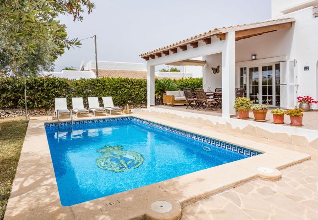 Ferienhaus in Cala d'Or - Gemütliches Ferienhaus mit privatem Pool, nur wenige Gehminuten zur Cala Ferrera Ferienhaus in Cala d'Or - Gemütliches Ferienhaus mit privatem Pool, nur wenige Gehminuten zur Cala Ferrera