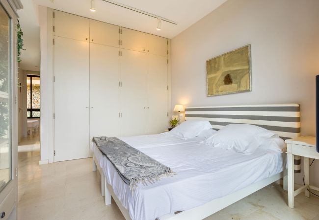 Ferienwohnung in Son Servera - Cala Bona Apartment mit Bergblick und Pool nahe dem Meer in Port Verd verfügbar für monatliche Vermietung Ferienwohnung in Son Servera - Cala Bona Apartment mit Bergblick und Pool nahe dem Meer in Port Verd verfügbar für monatliche Vermietung