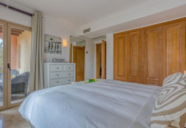 Ferienwohnung in Santa Ponça - Port Adriano Residence stilvolle Unterkunft mit Pool nahe dem Strand in Santa Ponsa verfügbar für temporäre Aufenthalte Ferienwohnung in Santa Ponça - Port Adriano Residence stilvolle Unterkunft mit Pool nahe dem Strand in Santa Ponsa verfügbar für temporäre Aufenthalte