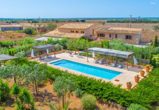 Ferienhaus in Campos - Luxuriöses Ferienhaus Sa Sini für 12 Personen mit Pool in Campos in der Nähe von Es Trenc Ferienhaus in Campos - Luxuriöses Ferienhaus Sa Sini für 12 Personen mit Pool in Campos in der Nähe von Es Trenc