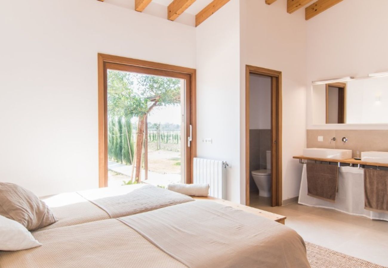 Ferienhaus in Campos - Luxuriöses Ferienhaus Sa Sini für 12 Personen mit Pool in Campos in der Nähe von Es Trenc