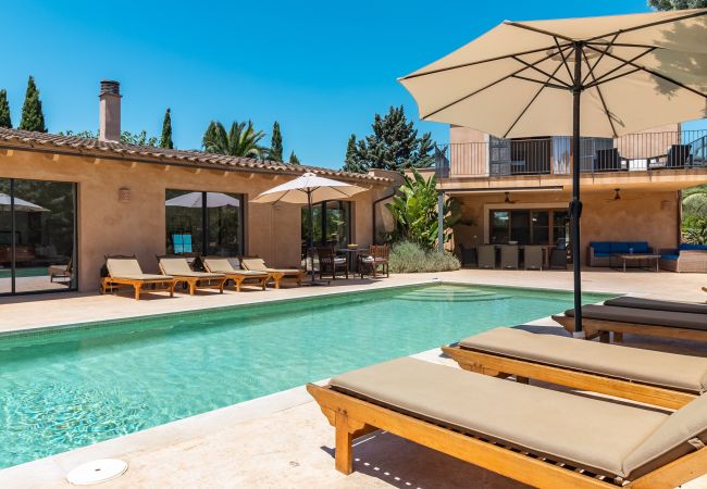 Ferienhaus in Campos - Ferienhaus Can Riera Stilvolle Unterkunft mit Pool für 12 Personen nahe Es Trenc Strand Ferienhaus in Campos - Ferienhaus Can Riera Stilvolle Unterkunft mit Pool für 12 Personen nahe Es Trenc Strand