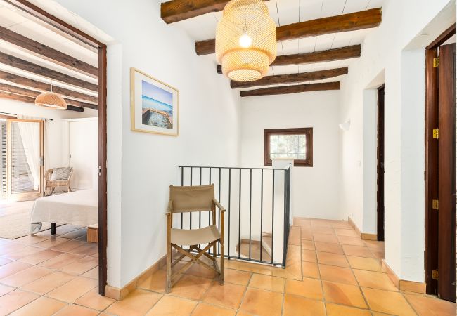 Ferienhaus in Campos - Ferienhaus Can Riera Stilvolle Unterkunft mit Pool für 12 Personen nahe Es Trenc Strand Ferienhaus in Campos - Ferienhaus Can Riera Stilvolle Unterkunft mit Pool für 12 Personen nahe Es Trenc Strand