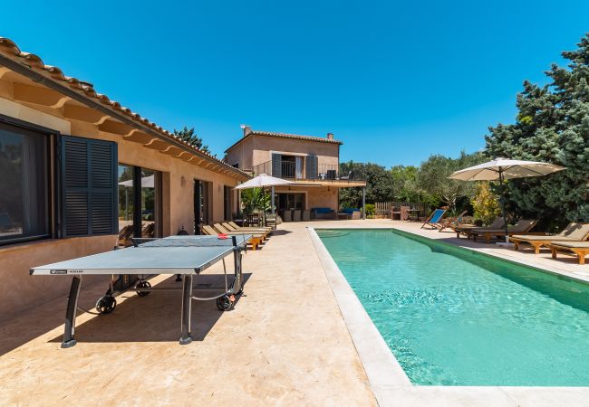 Ferienhaus in Campos - Ferienhaus Can Riera Stilvolle Unterkunft mit Pool für 12 Personen nahe Es Trenc Strand Ferienhaus in Campos - Ferienhaus Can Riera Stilvolle Unterkunft mit Pool für 12 Personen nahe Es Trenc Strand